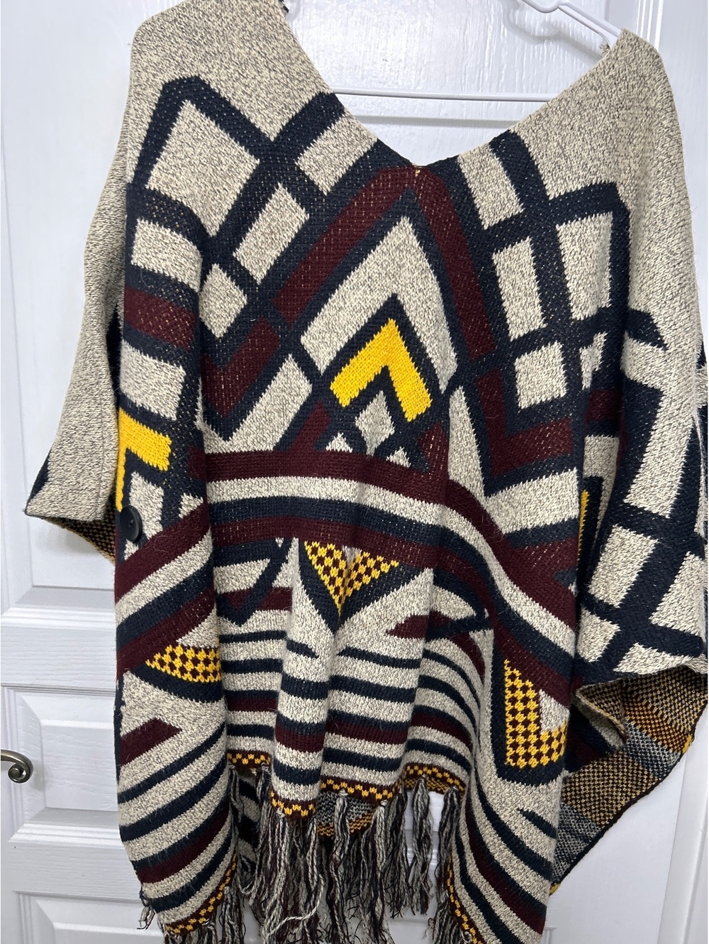 Yaira Geometric Pattern Knit Poncho with Fringe, One Size
